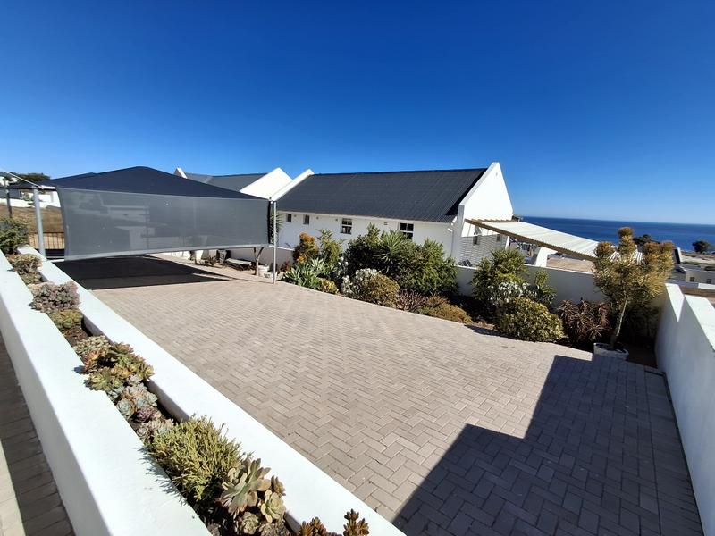 4 Bedroom Property for Sale in Da Gama Bay Western Cape